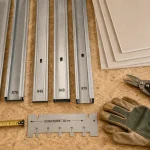 Rail pour placo R48 et R70 pour cloison placo et isolant